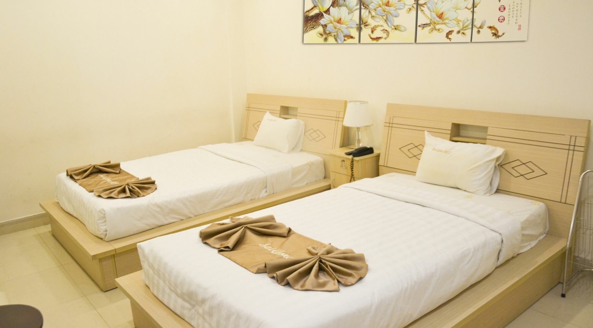 הו צ'י מין סיטי Mekong Hotel & Restaurant מראה חיצוני תמונה